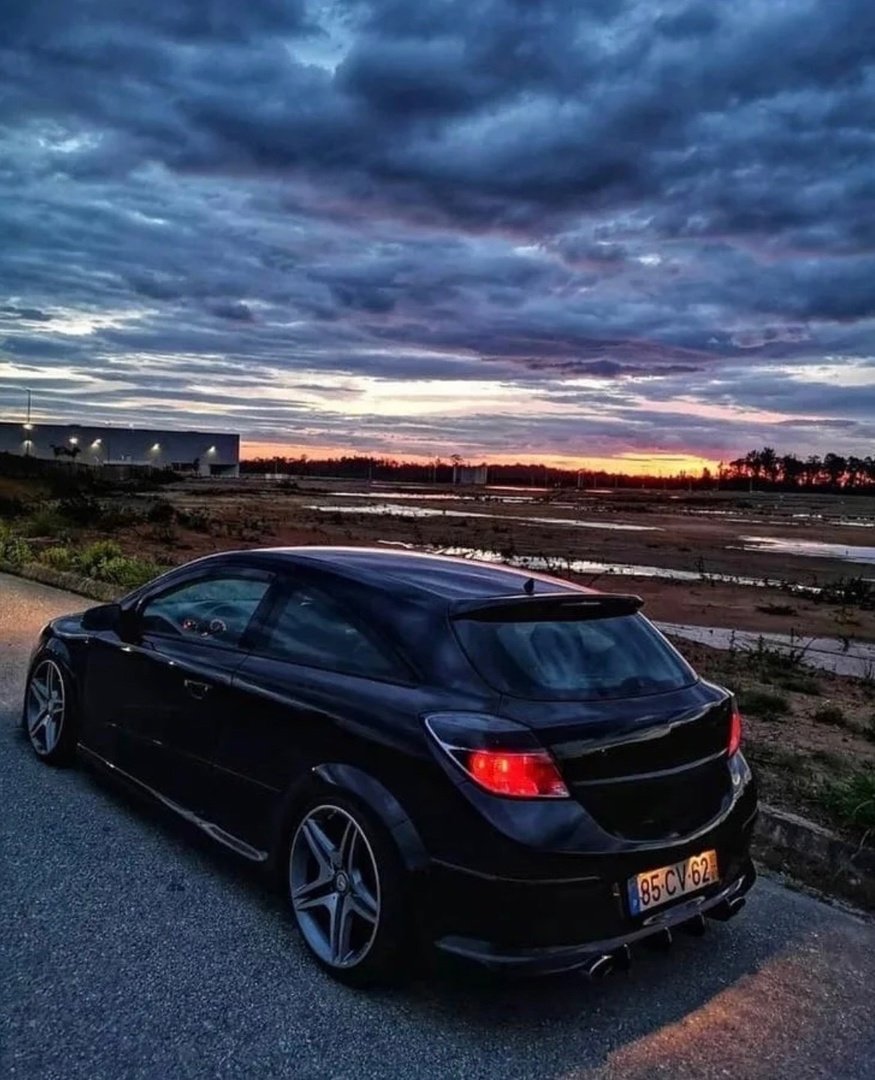 Opel Astra h GTC Black