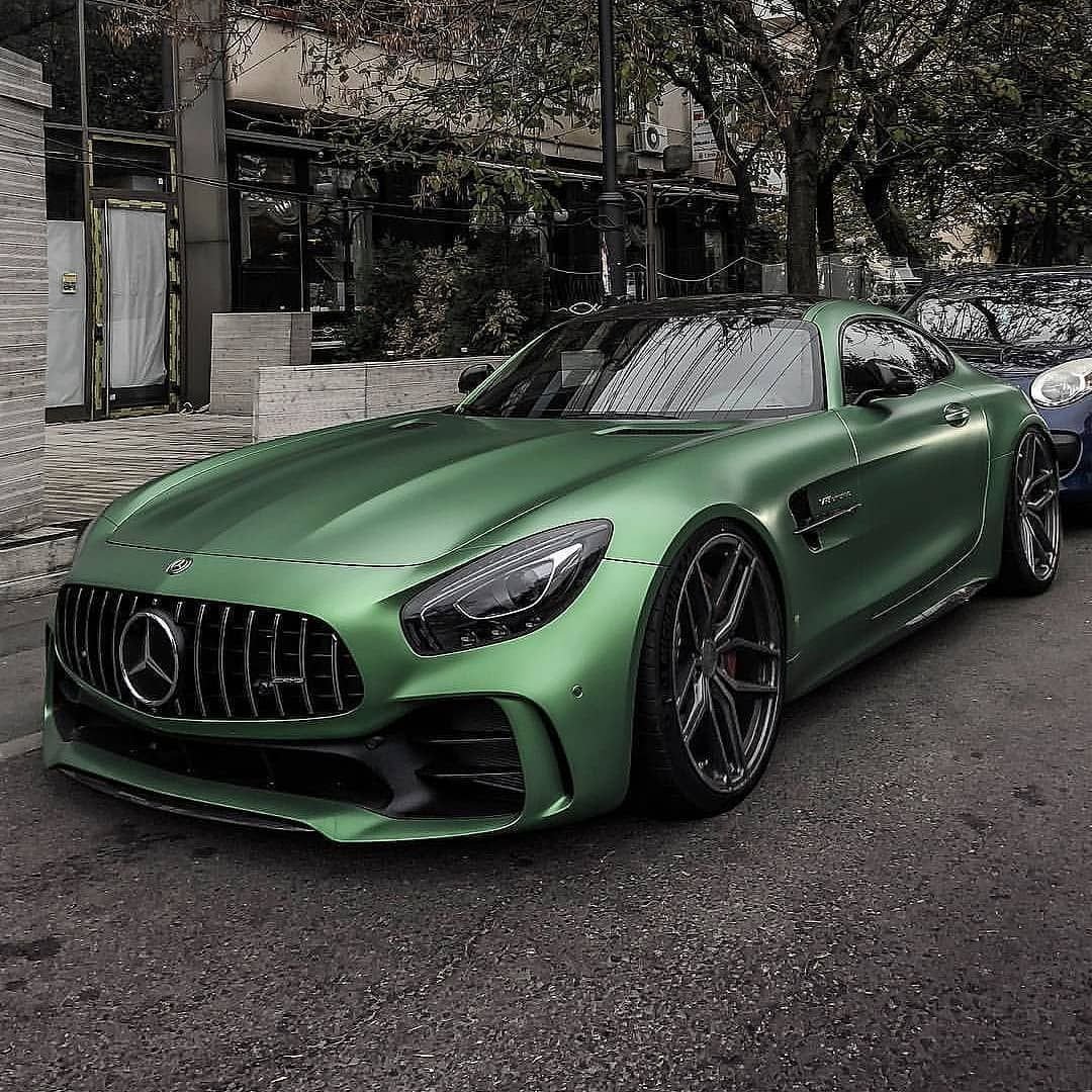 Mercedes Benz AMG GTR