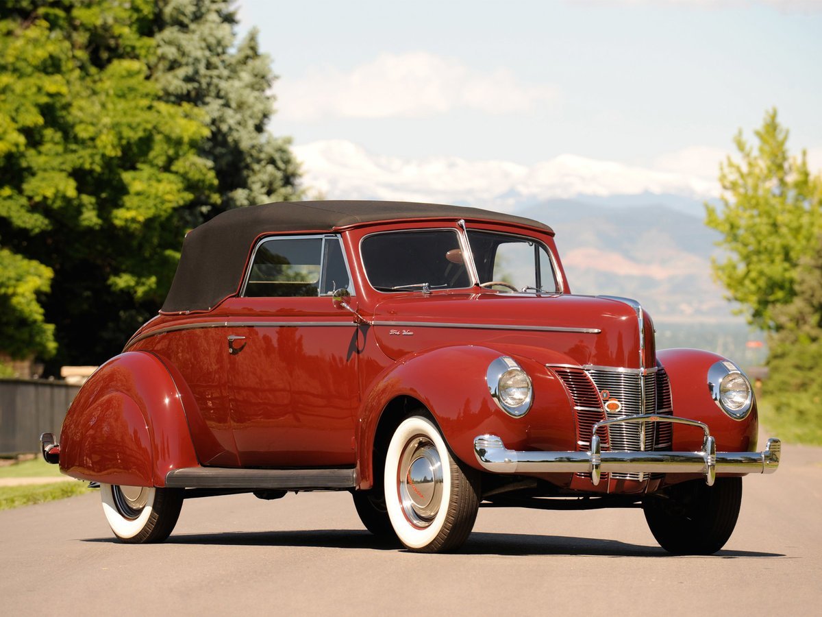 Ford Deluxe Coupe 1940