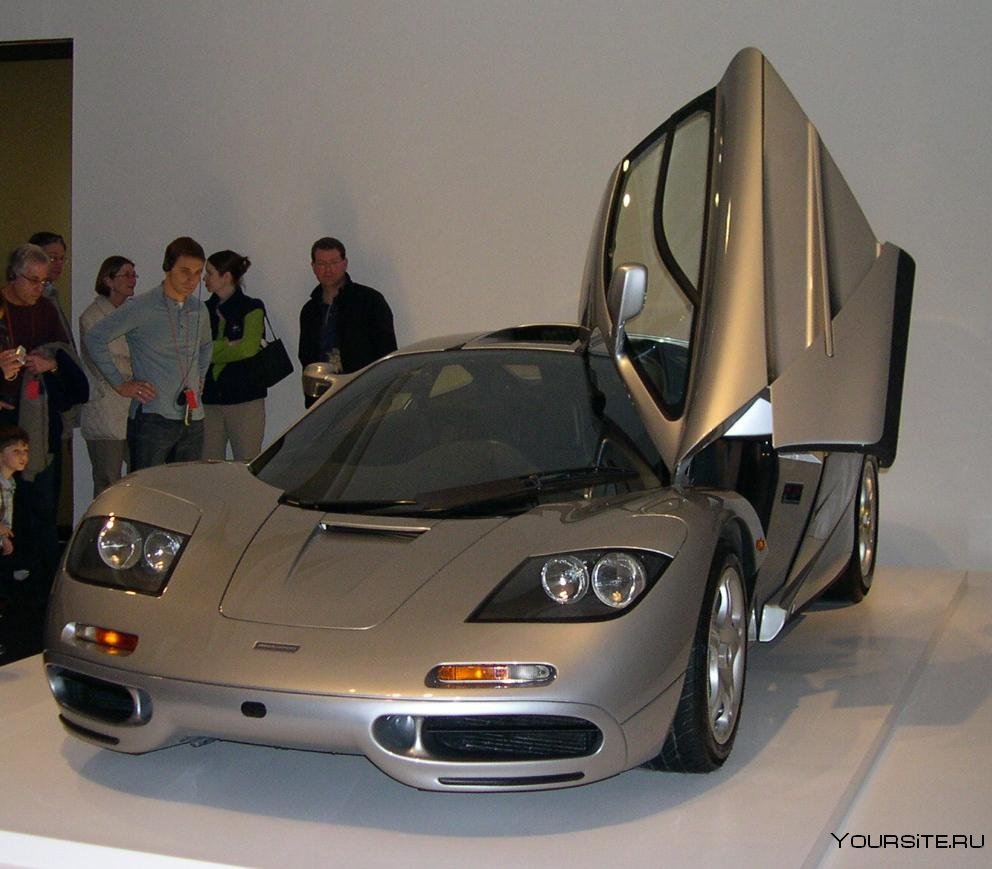 MCLAREN f1 автомобили Великобритании