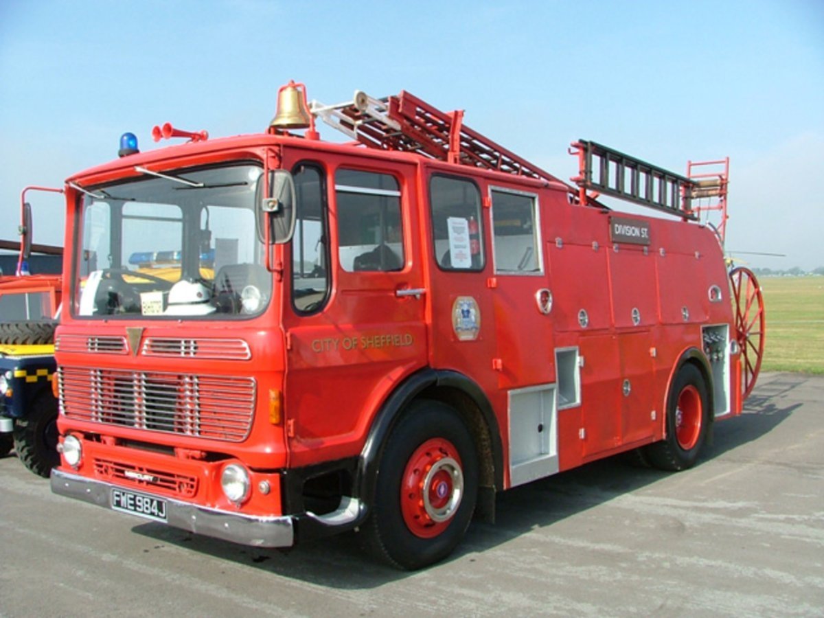 Пожарный грузовик