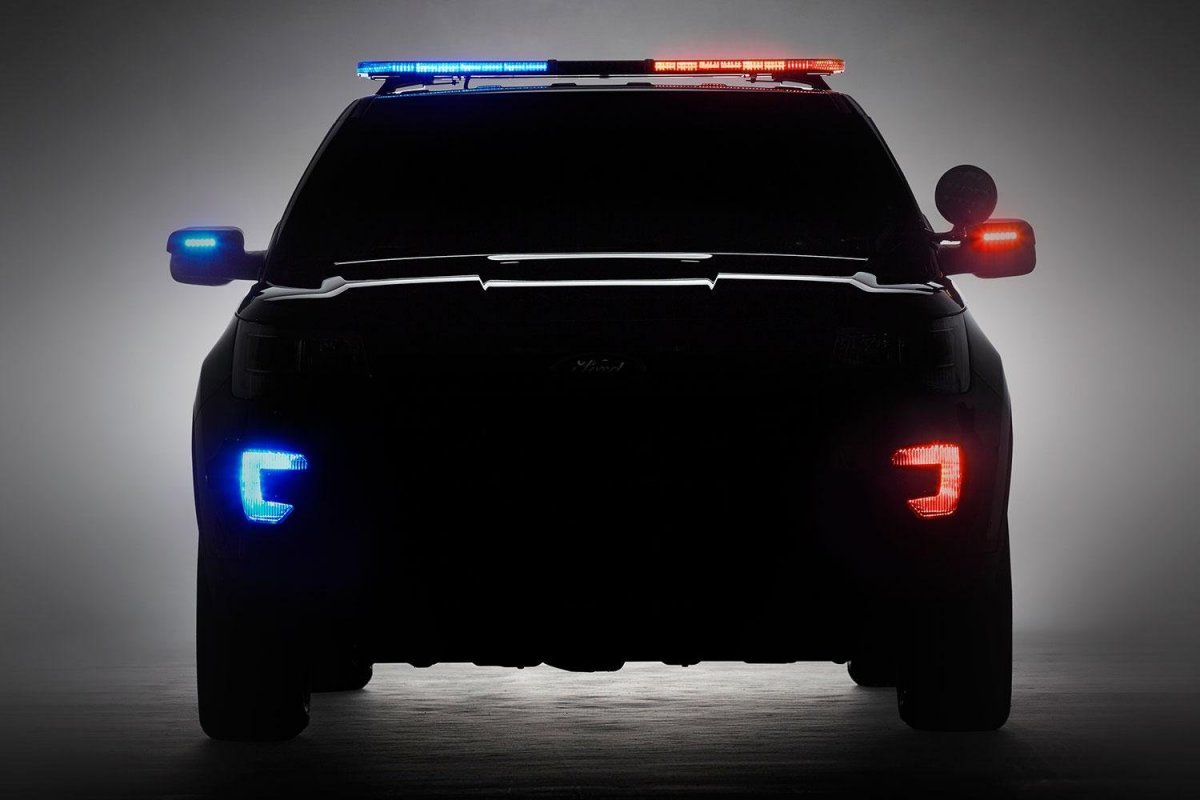 Форд эксплорер полиция черный