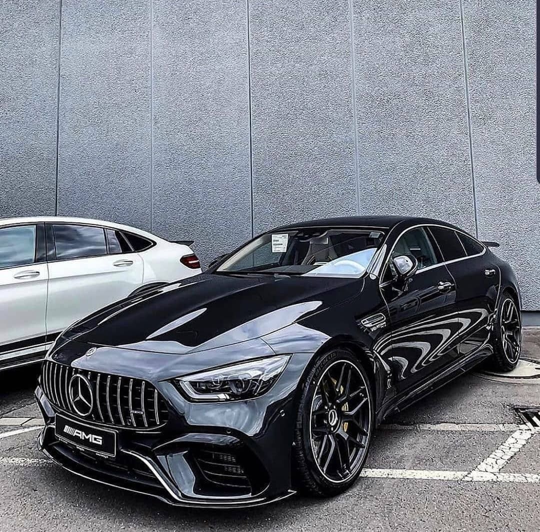 Мерседес АМГ gt 63 s