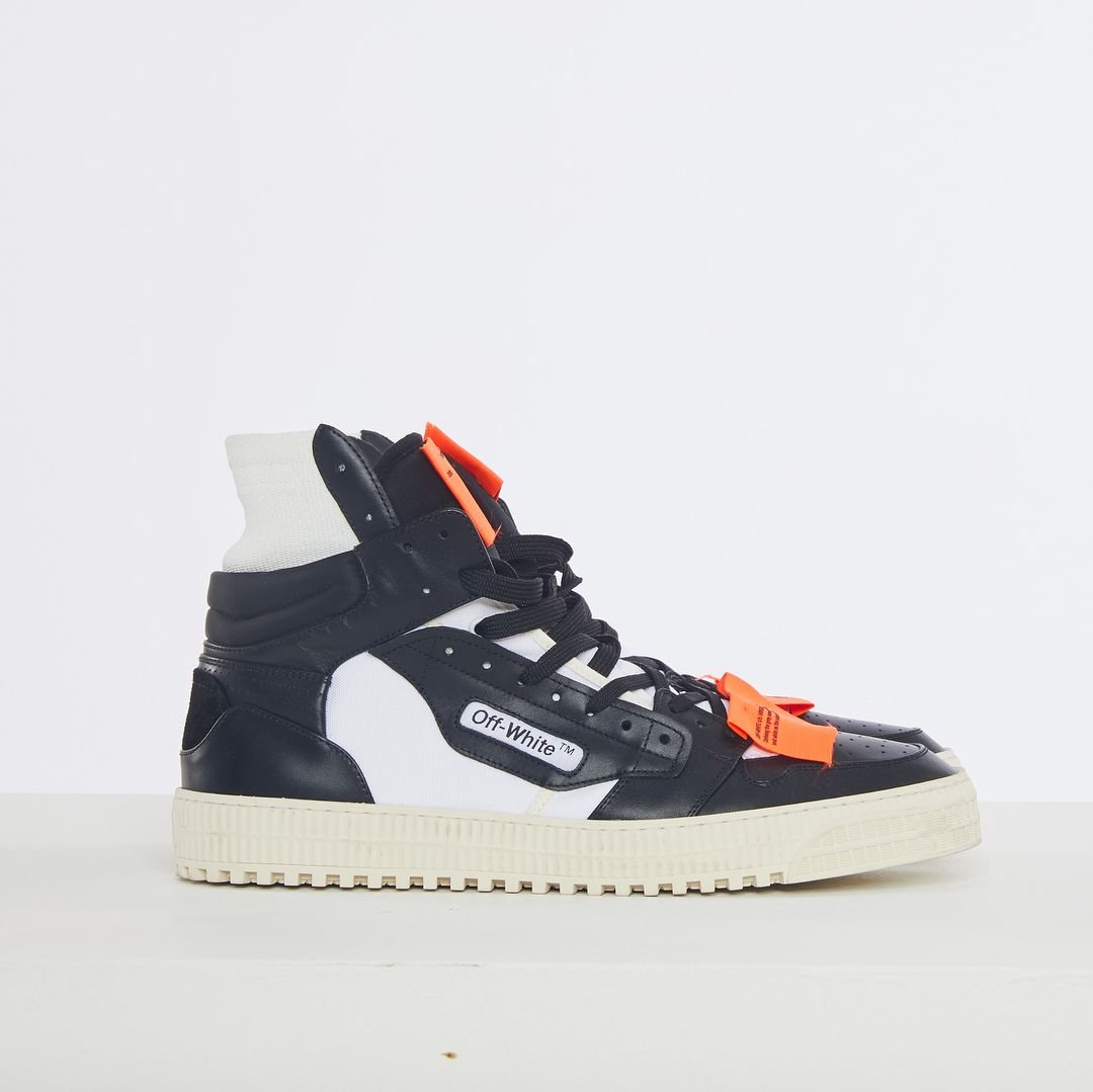 Off-White c/o collection buro247