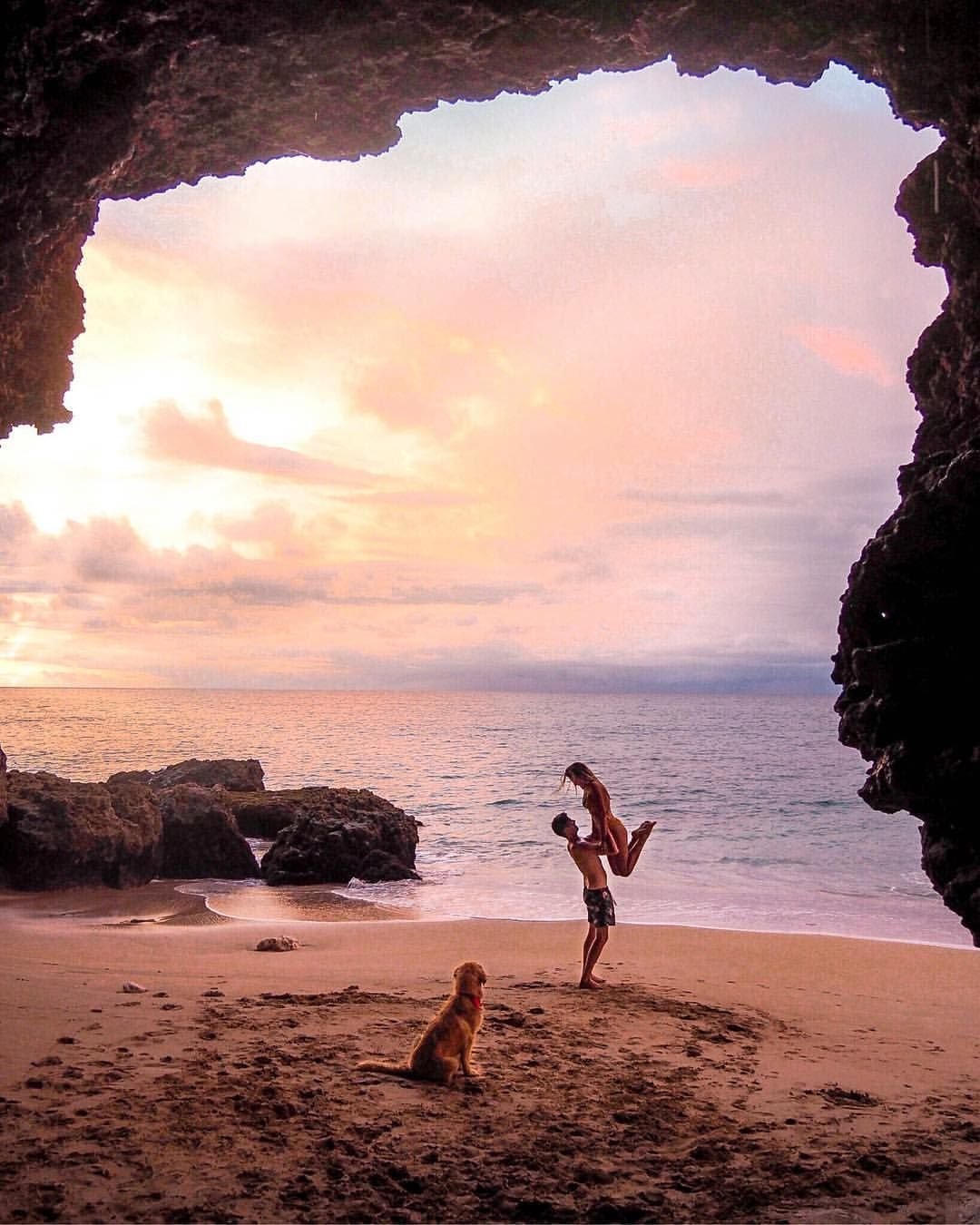 Улувату Бали спот. Пляж Tegal Wangi. Bali Uluwatu закаты. Уединенный пляж. Иди бали