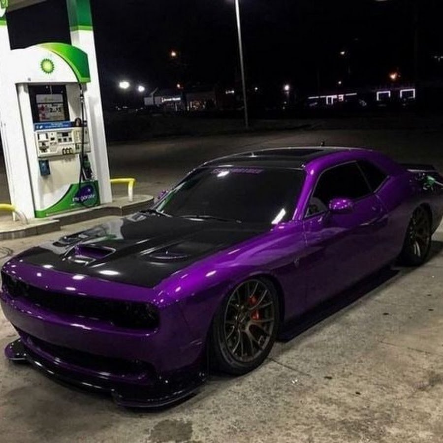 Dodge Challenger srt8 фиолетовый