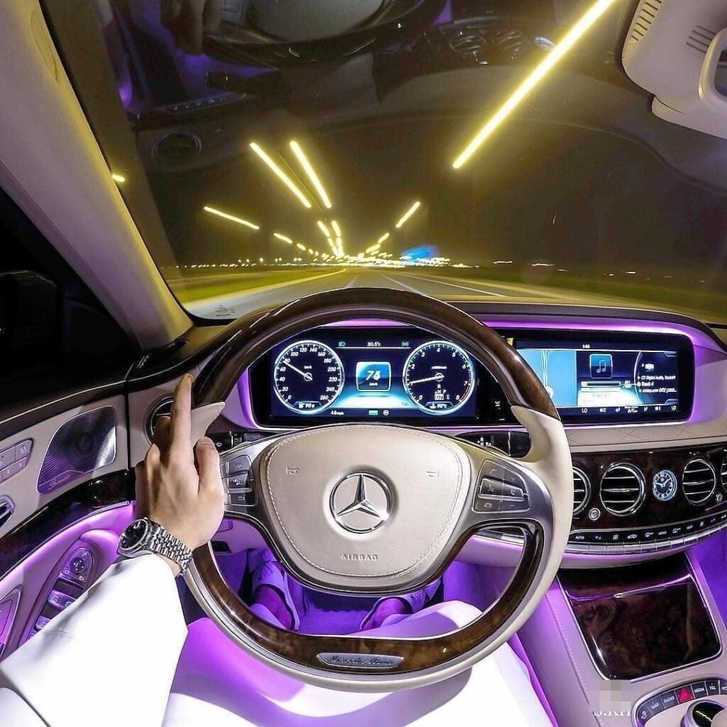 Мерседес s класс 2022 ночью