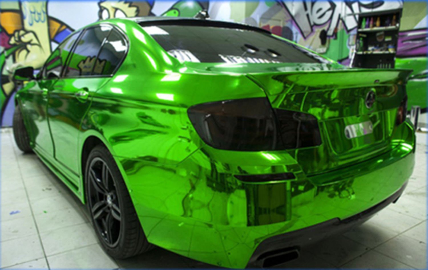Кислотные машины. BMW зеленый хром. Ксералик изумруд. БМВ зеленый металлик хамелеон. Лаймовая БМВ.