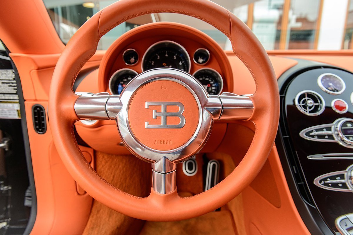 Руль Bugatti Veyron 16.4