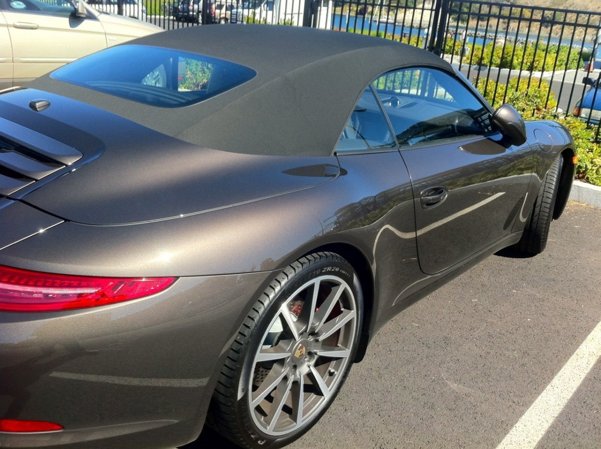 Anthracite Brown Metallic Porsche