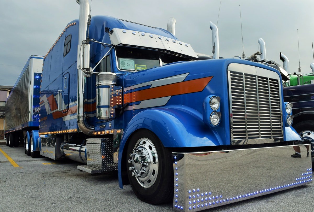 Freightliner Classic XL