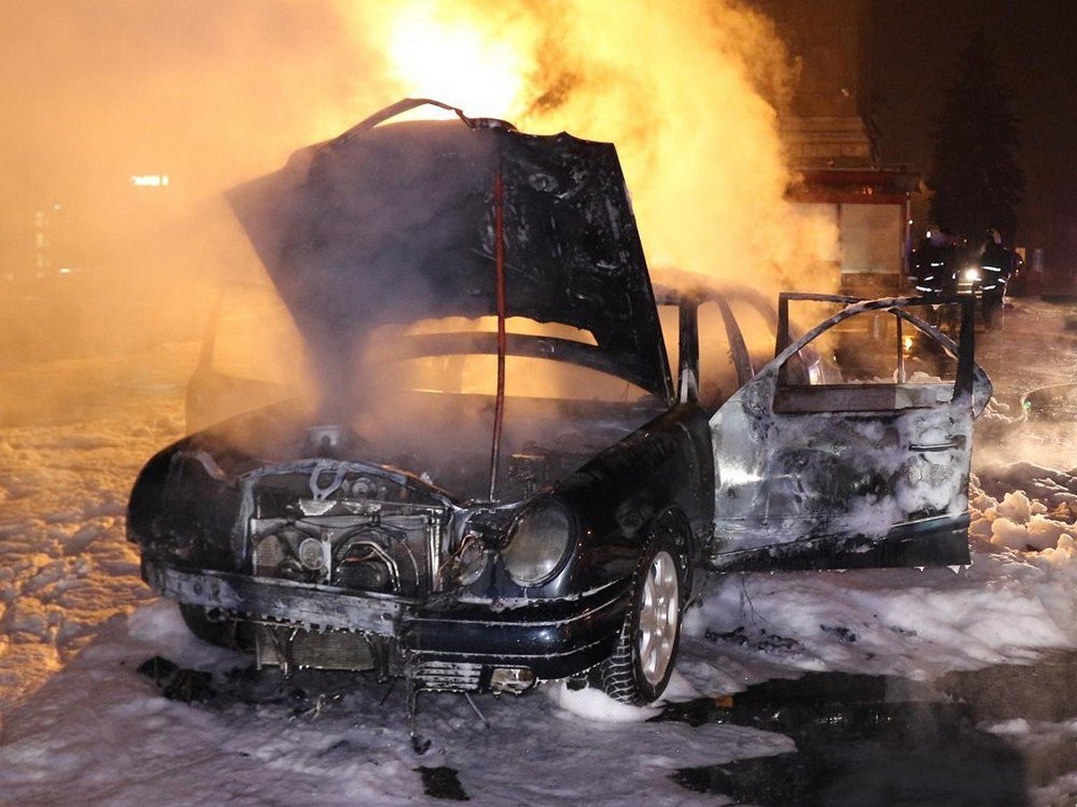 Горелый Mercedes w210