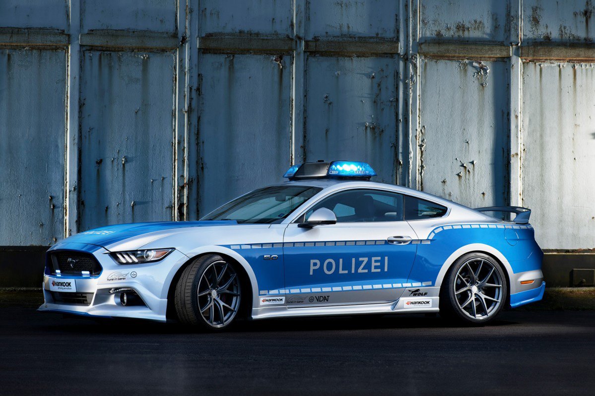 Форд Мустанг 2017 полиция