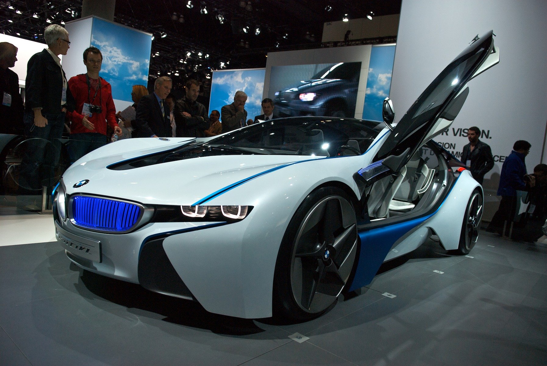 Нова бмв 2020. BMW Vision EFFICIENTDYNAMICS Concept. БМВ 2020-2022. BMW Vision 2020. BMW последняя модель 2022.