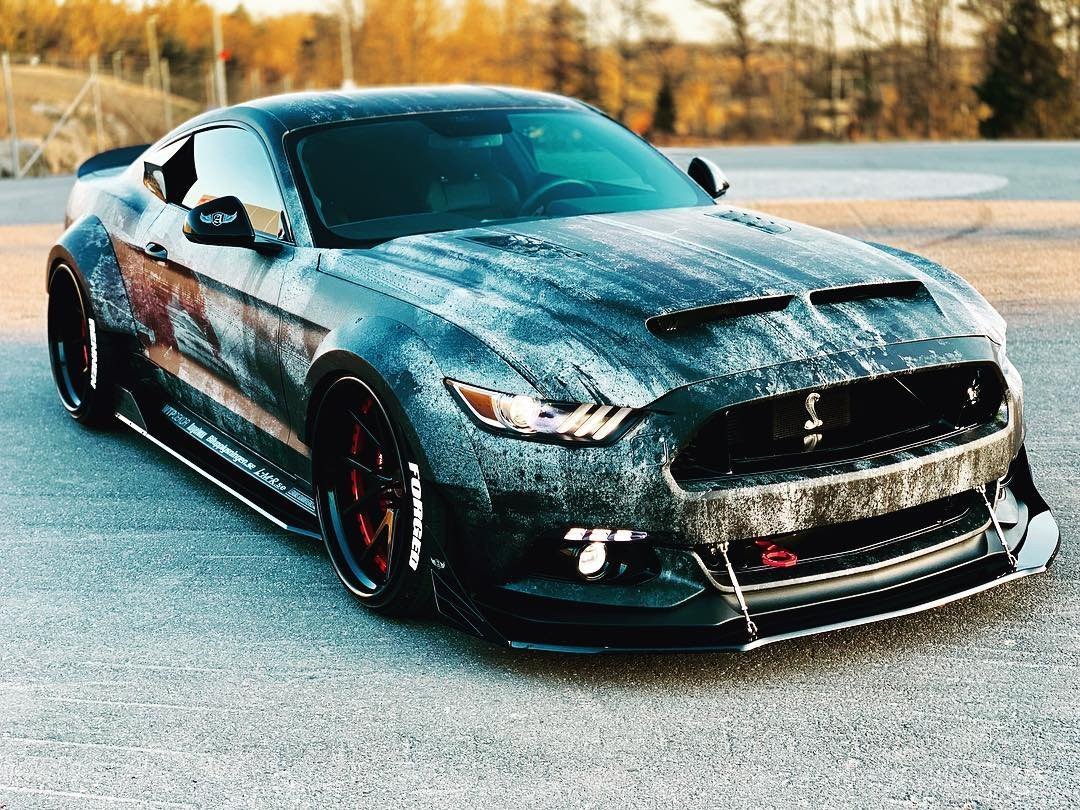Ford Mustang gt 360
