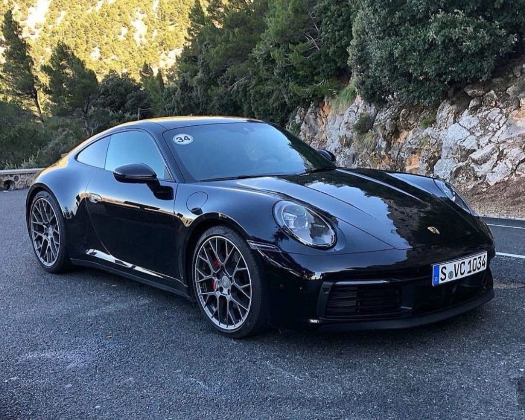 Porsche Carrera s 911 черный