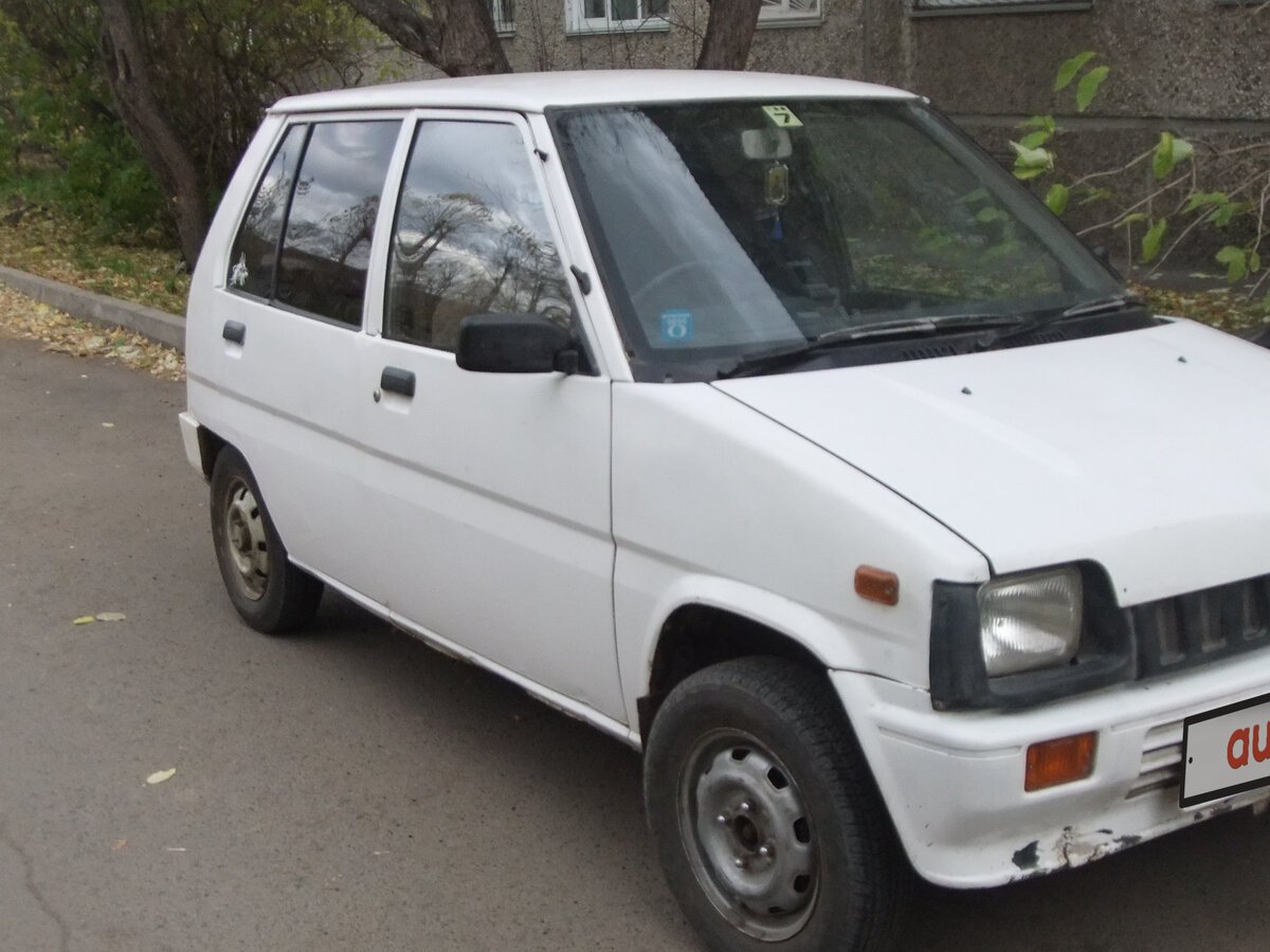 Mitsubishi Minica 1987