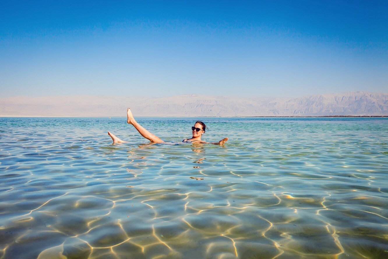 Эйн Бокек Мертвое море Нирвана. Мертвое море Египет. Соленое озеро в Израиле.