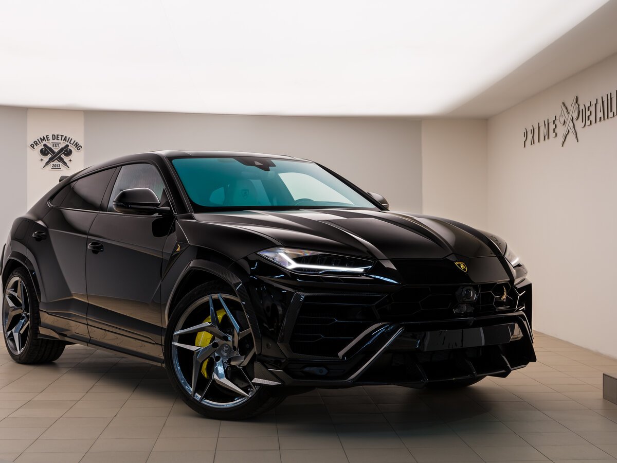 Lamborghini Urus 2021 Black