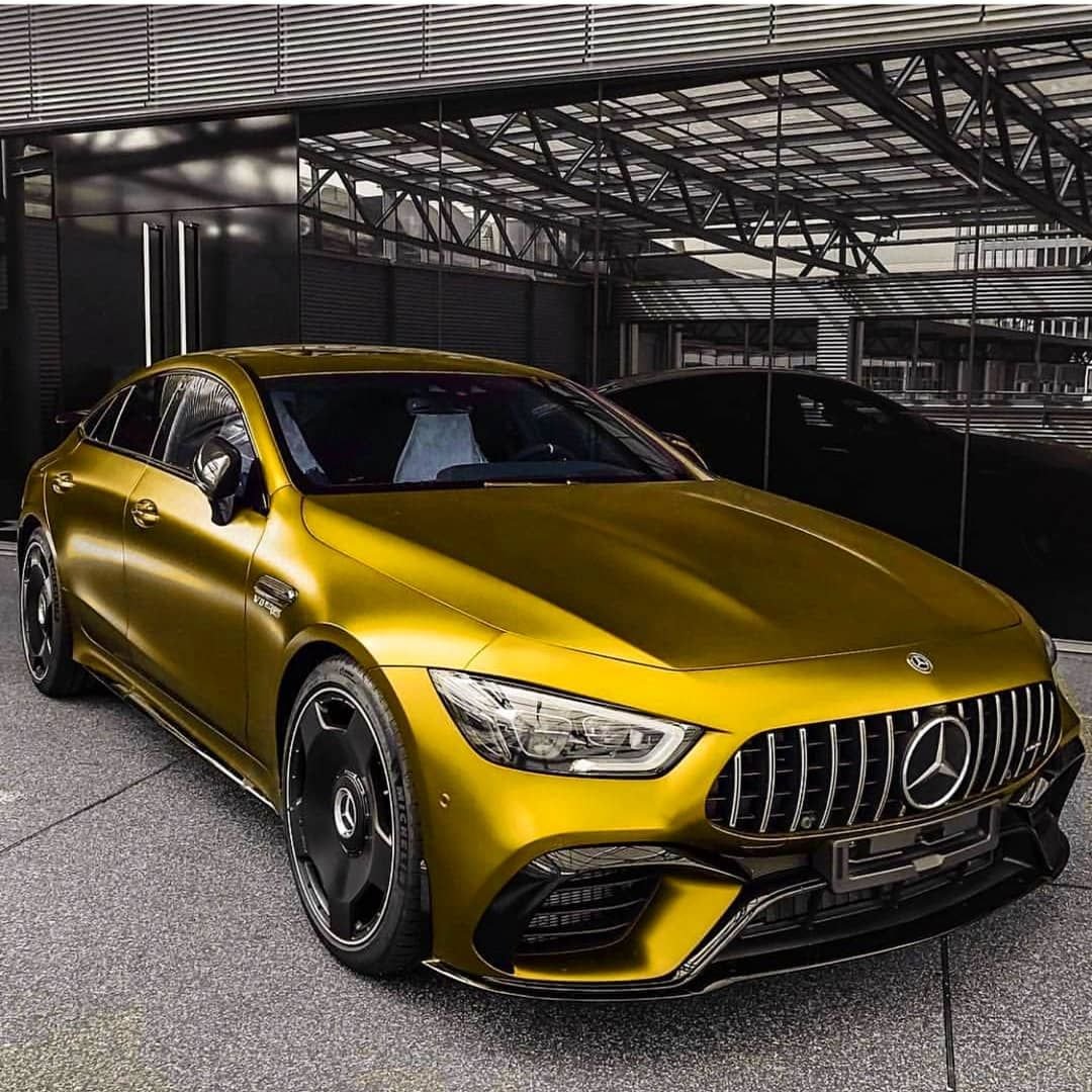 Mercedes AMG gt 63