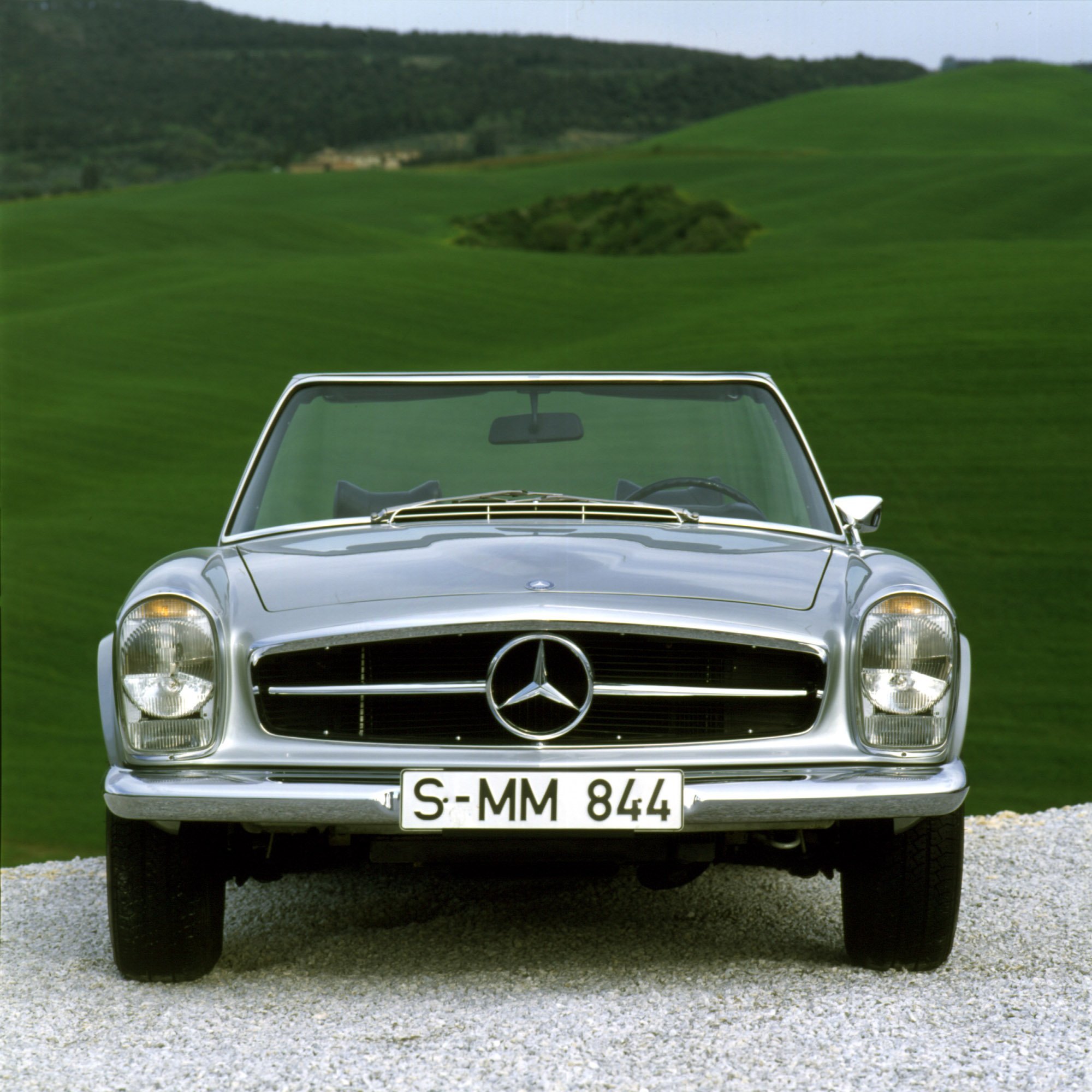 Старый мерседес фото. Mercedes-Benz 230 SL. Мерседес 230 SL. Мерседес 230 SL 1963. Мерседес Бенц 280 SL.