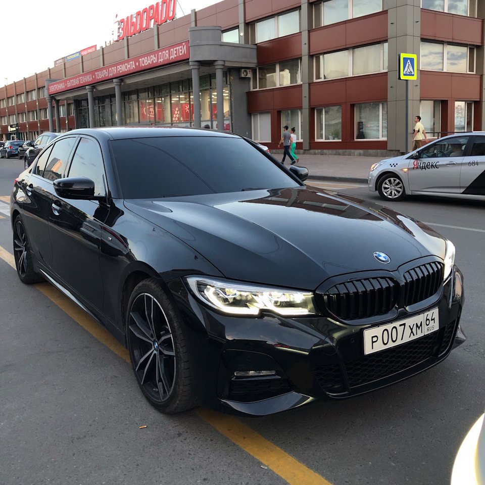 БМВ f30 черная тонированная