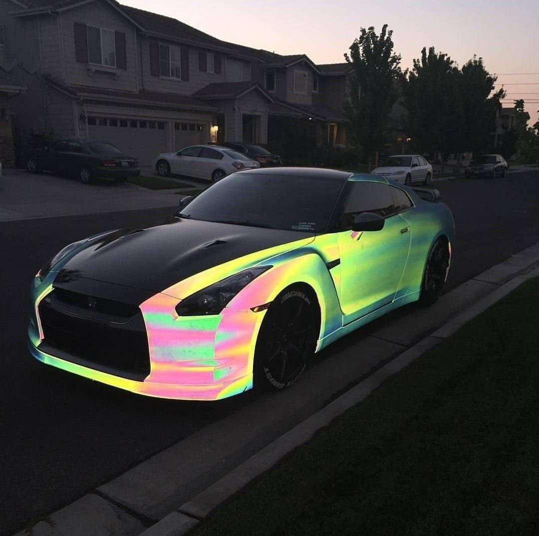 Nissan gt r r35 неон
