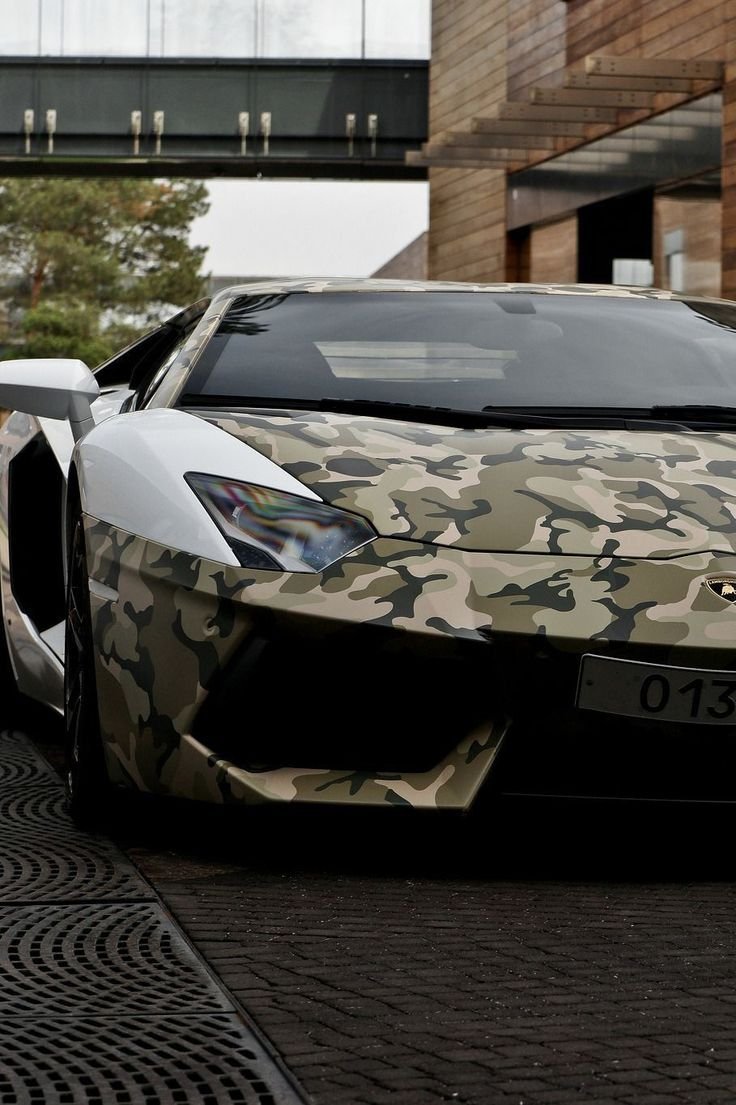 Lamborghini Aventador камуфляж