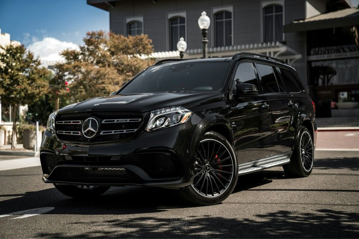 Мерседес ГЛС 63 AMG черный