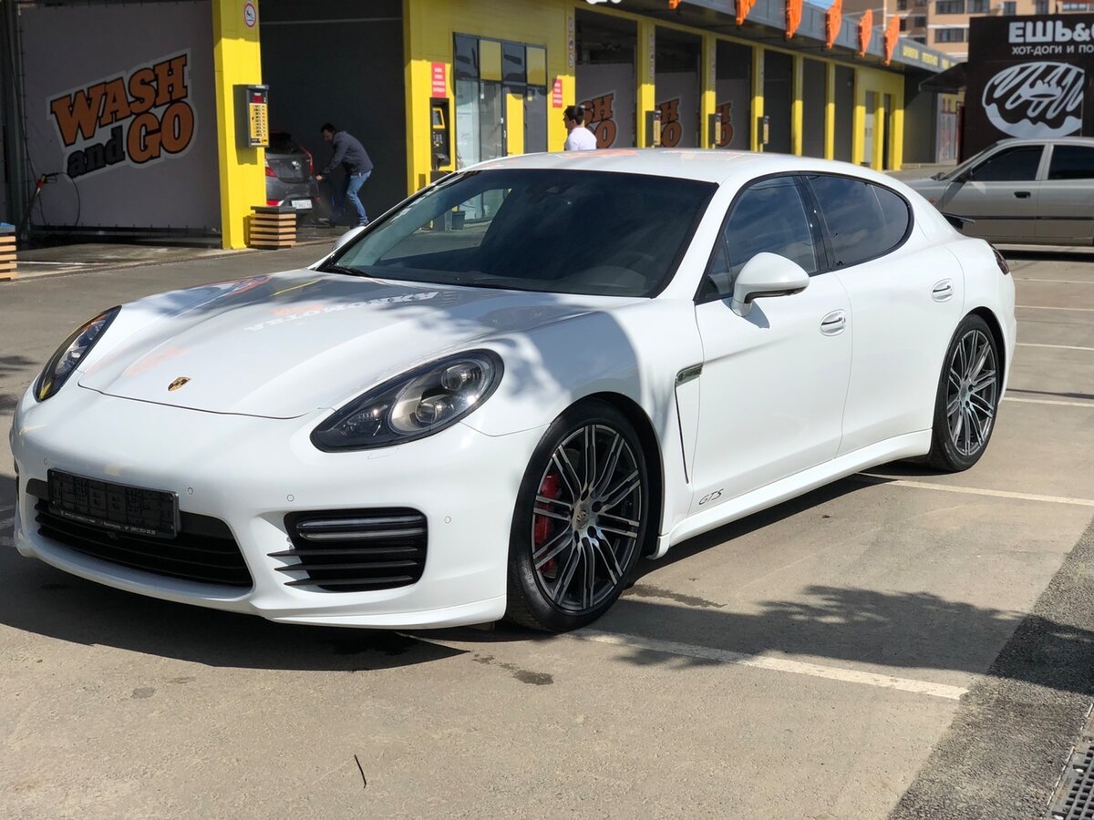 Porsche Panamera 2013 белая