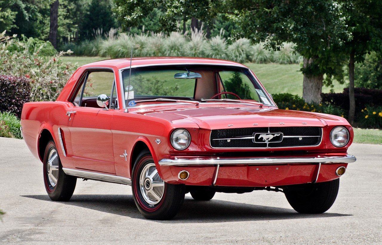 Первые мустанги. Форд Мустанг 1 поколения. Форд Мустанг 1964. Форд Мустанг купе 1964. Форт Мустанг 1 покаления.