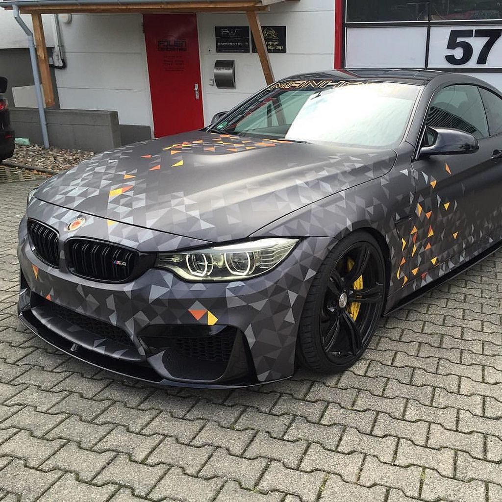 BMW m4 камуфляж