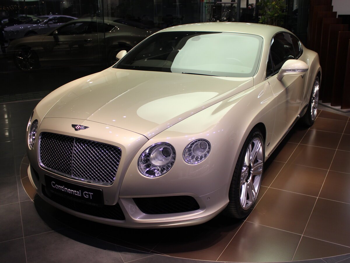 Bentley Continental купе