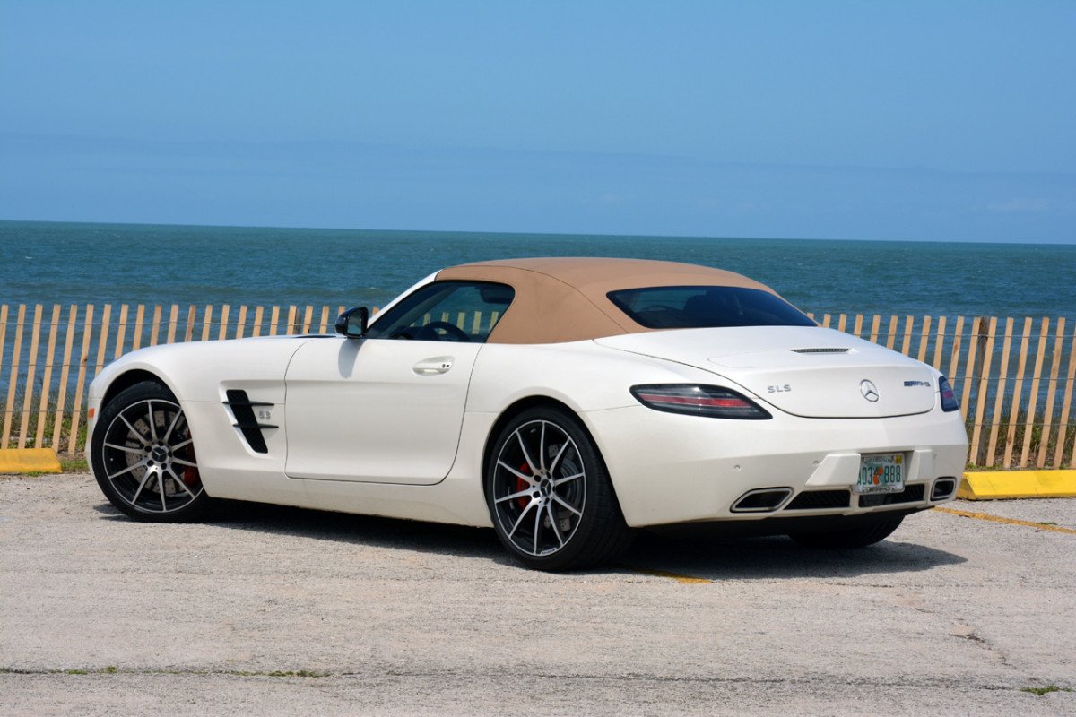 SLS AMG 2013 Roadster