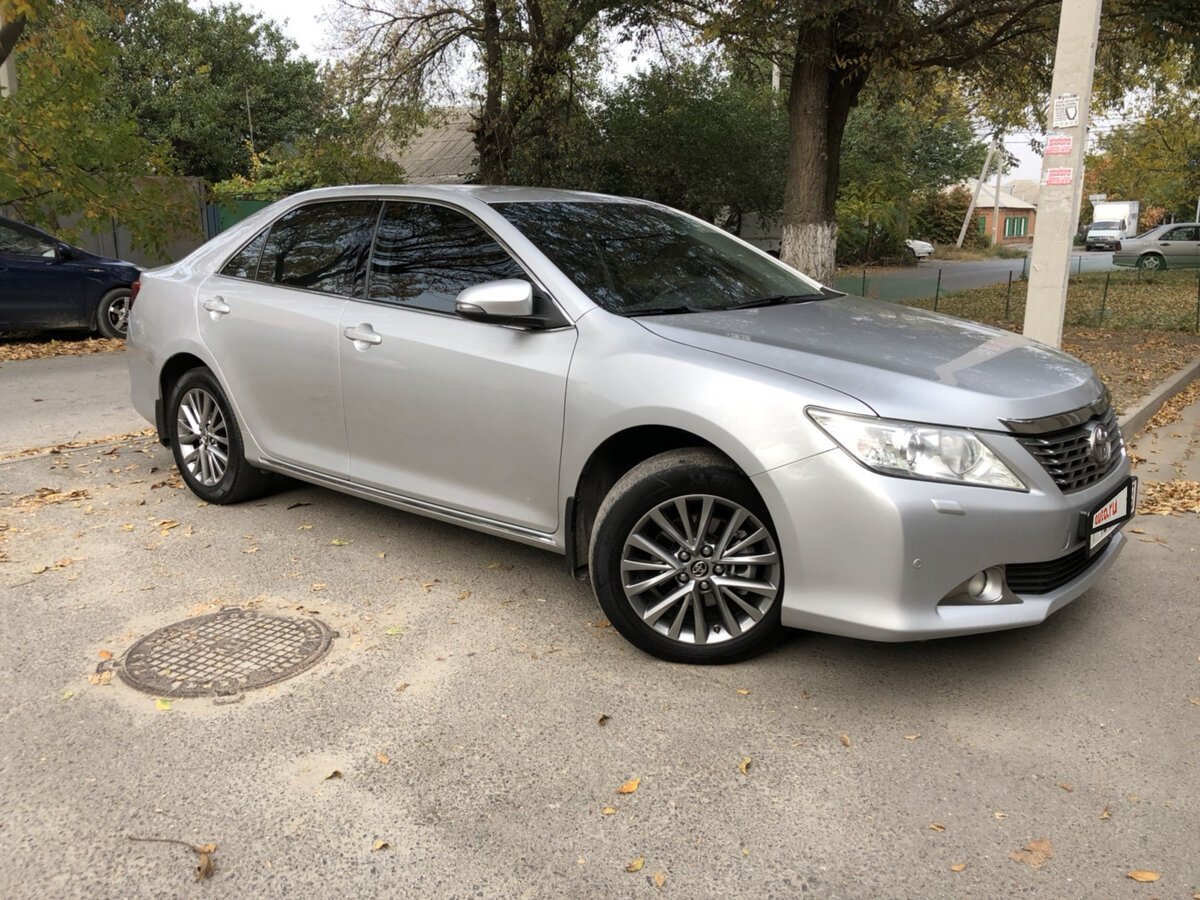 Тойота Камри 50 кузов серебро