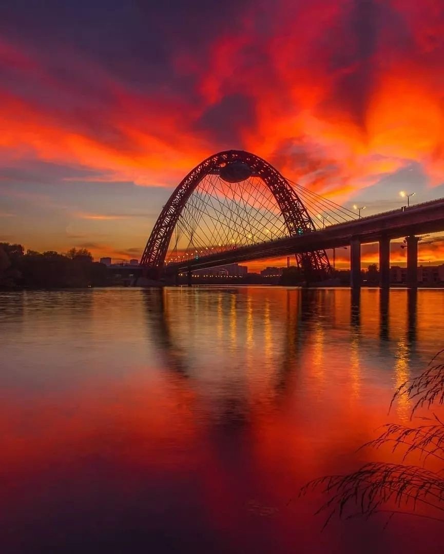 Город Москва живописный мост
