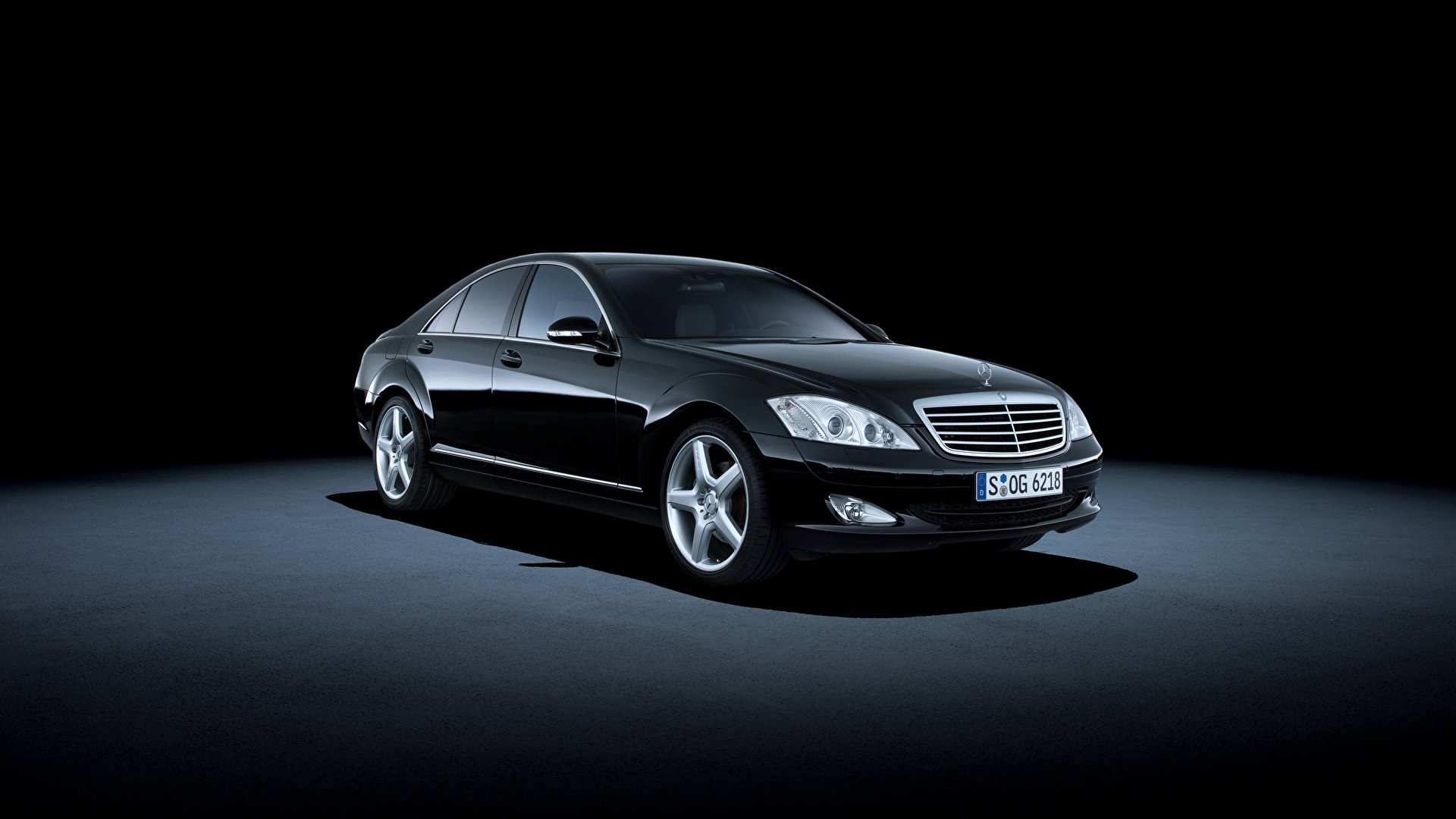 Черные обои мерседес. Mercedes-Benz s500 Black. Mersedes Benz s500 чёрный. Mercedes Benz s500 черная. Мерседес Benz s600.