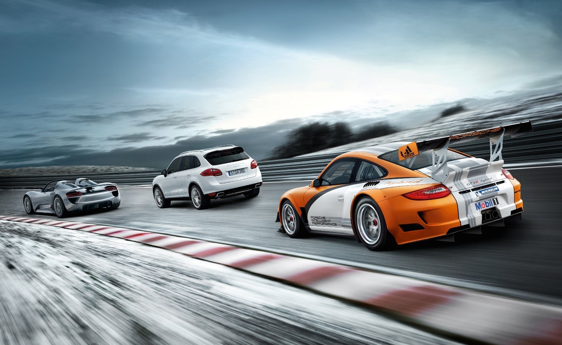 Баннер гонки. Porsche 918 Spyder Concept. Гоночный Порше 911. Порше Кайен гоночный. Гоночный спорткар Порше.