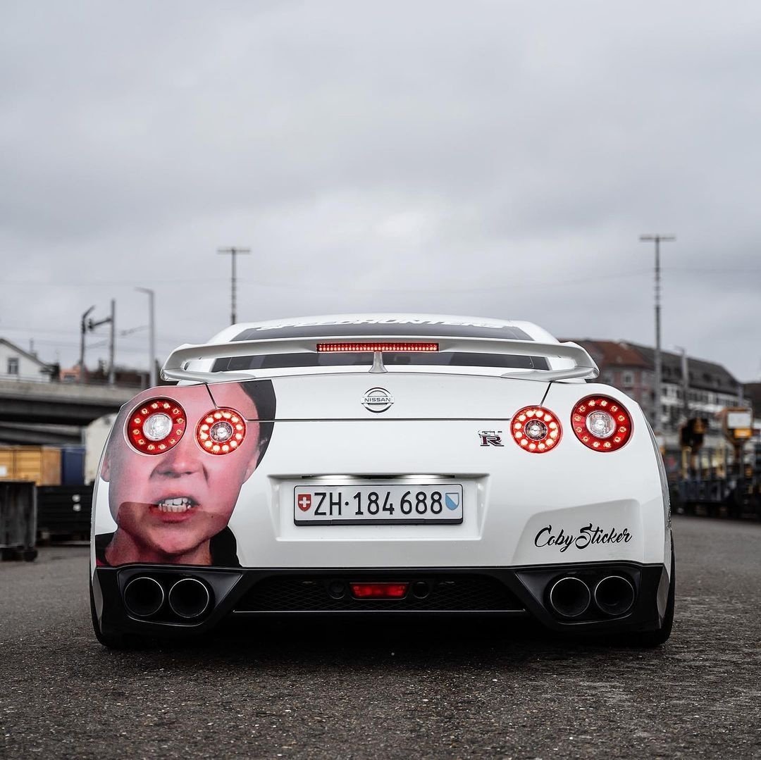 Nissan GTR Пикачу