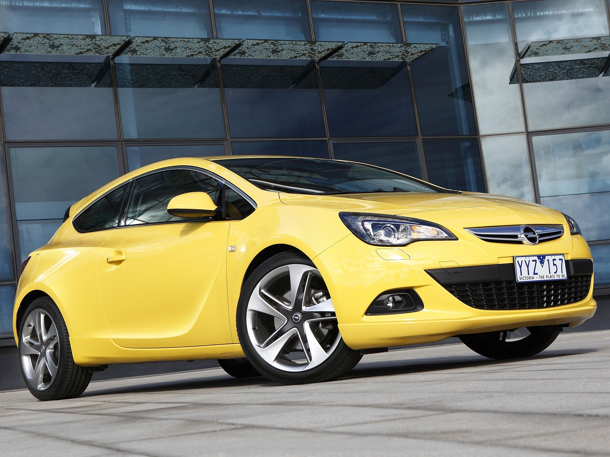 Opel петербург. Opel Astra GTC 2012. Opel Astra GTC 2020. Opel Astra GTC купе. Opel Astra GTC 2022.