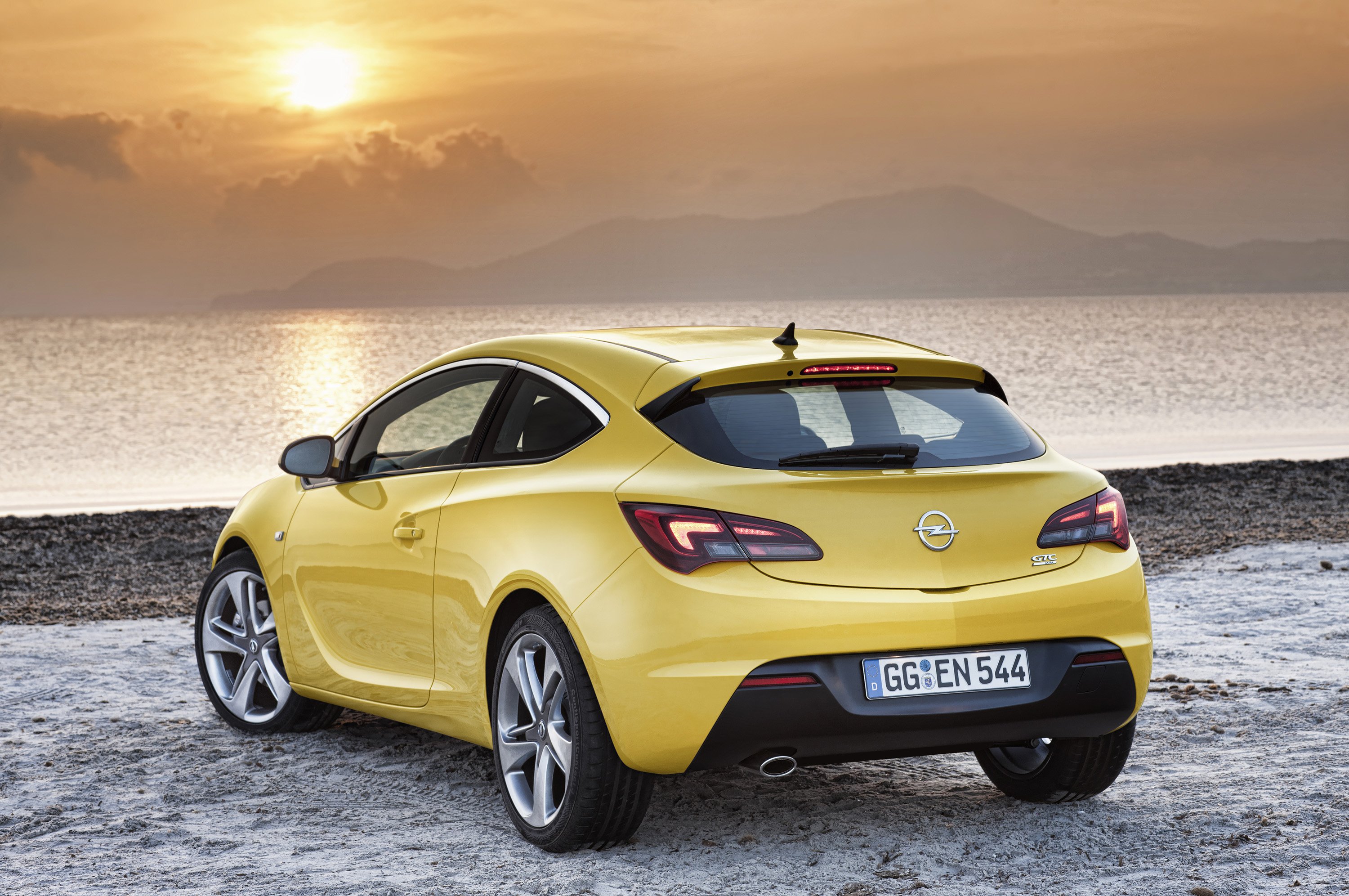 Опель джитиси. Opel Astra GTC. Opel Astra GTC хэтчбек.