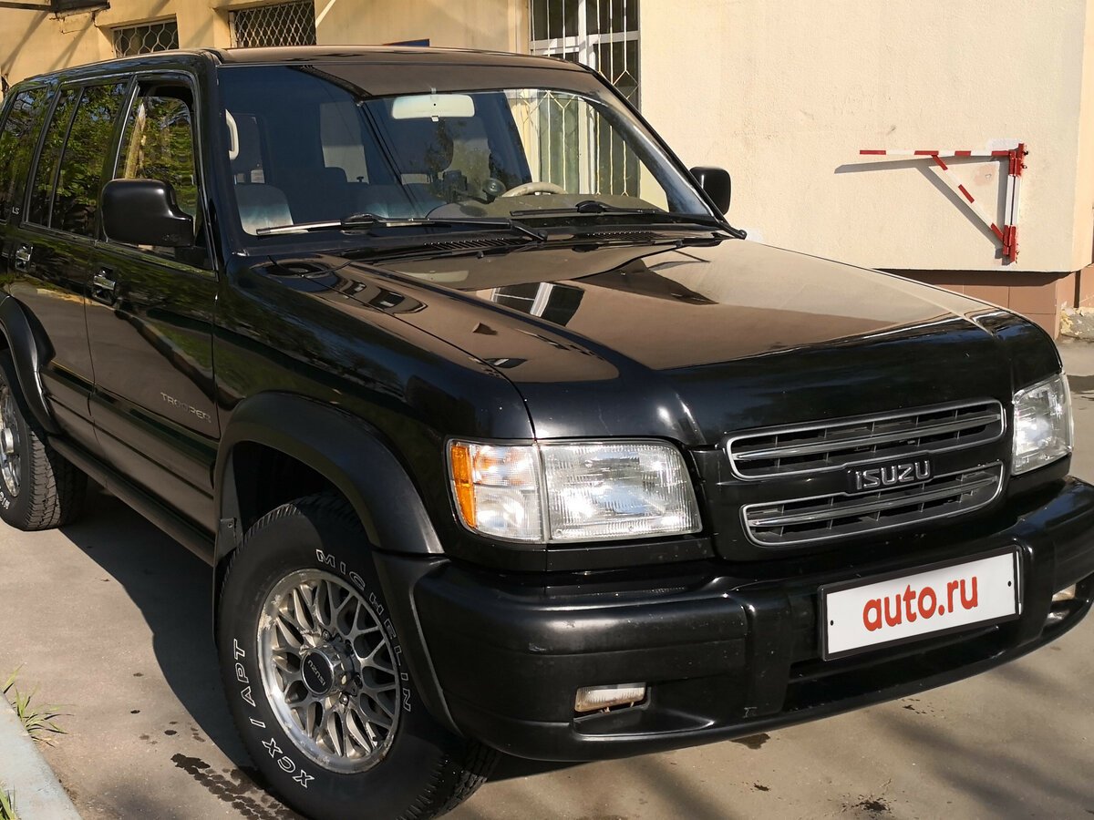 Isuzu Trooper II 2001