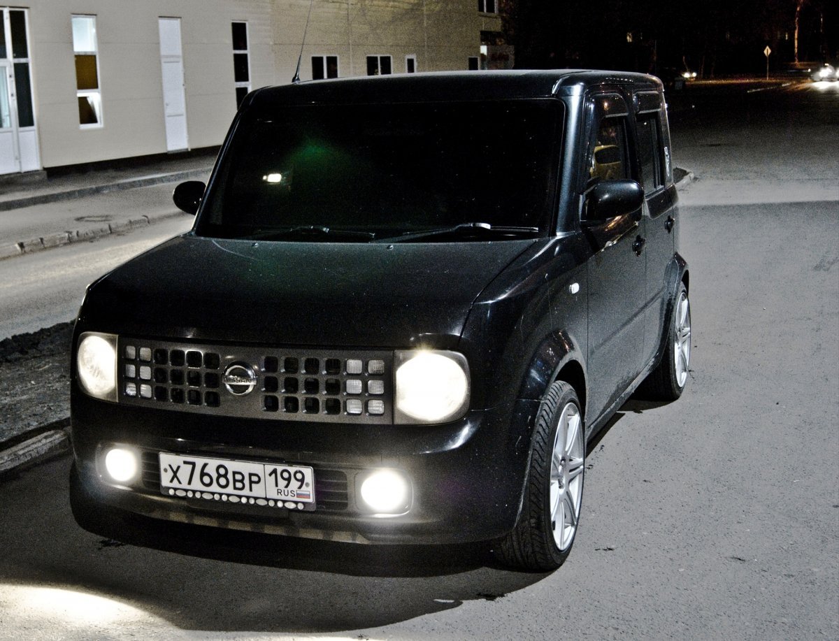 Автомобиль кубик