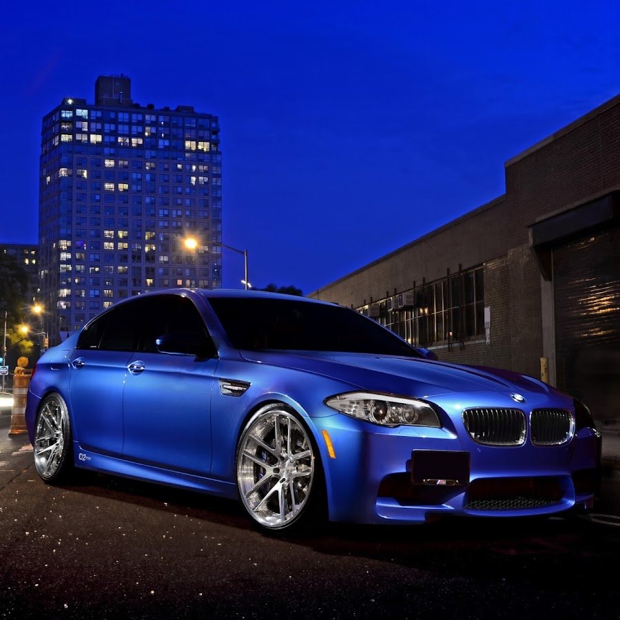 BMW m5 800x400