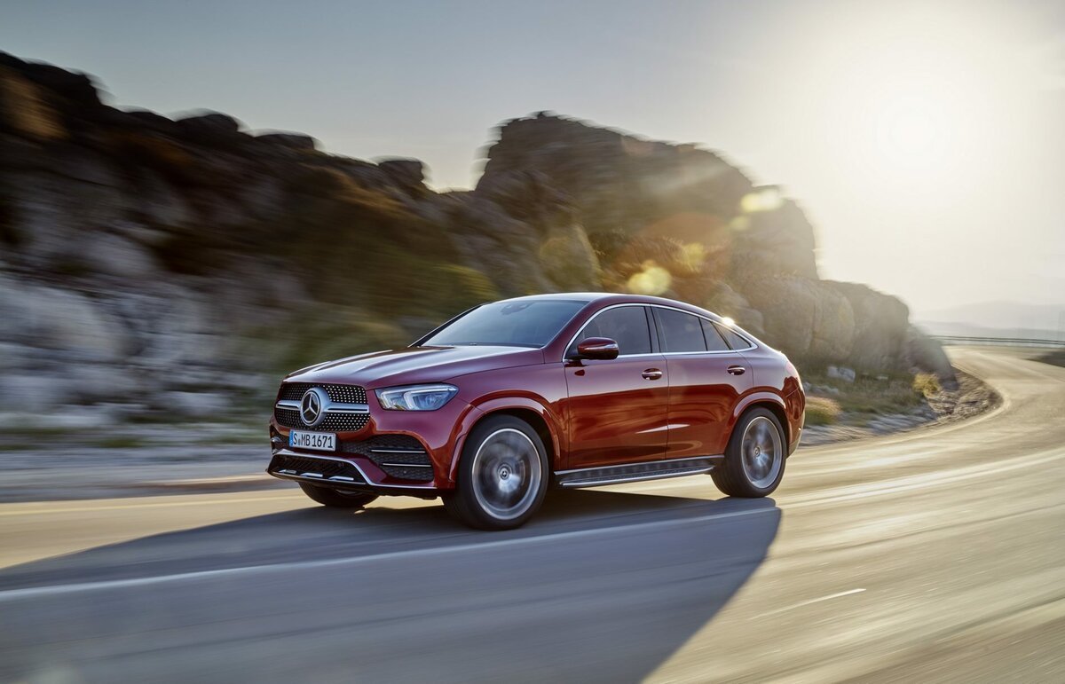 Mercedes GLE Coupe Red 2021