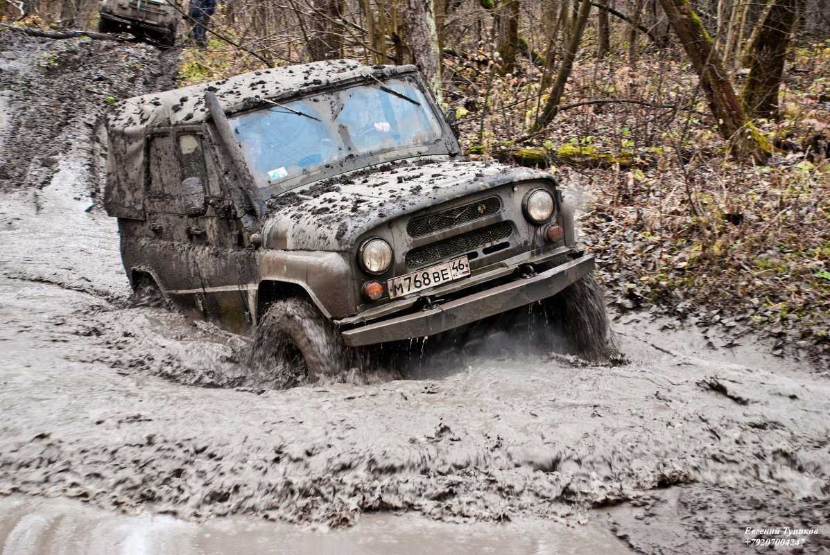 УАЗ 469 off Road в грязи