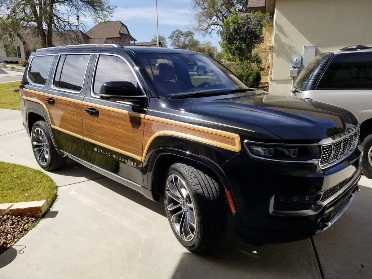 Jeep Grand Wagoneer 2022