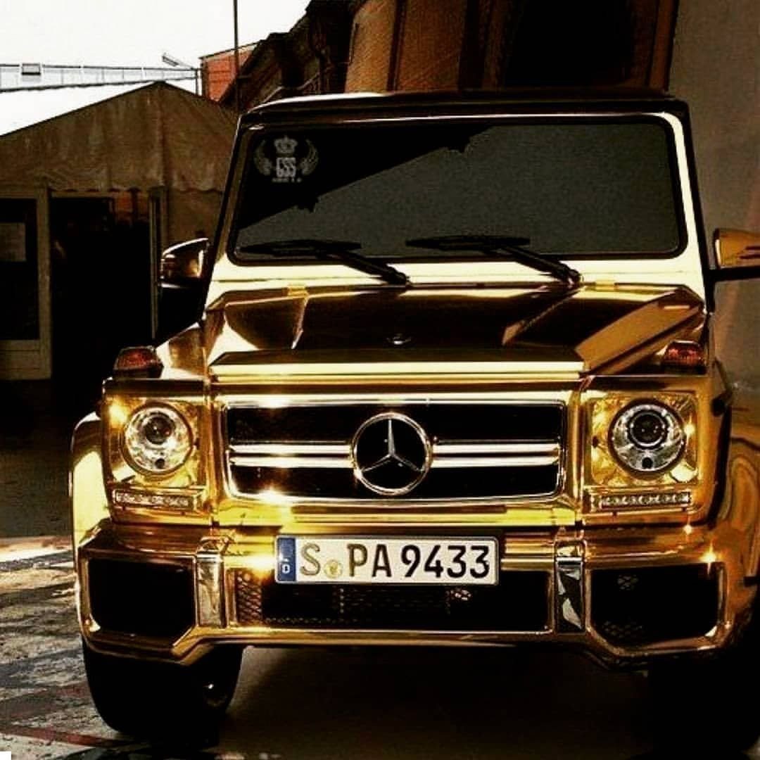 Mercedes Benz Гелендваген золотой
