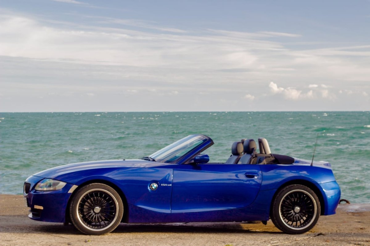 BMW z4 кабриолет синий