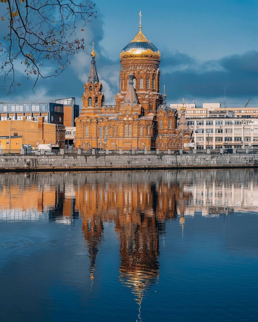 Храм на Гутуевском острове Санкт-Петербург